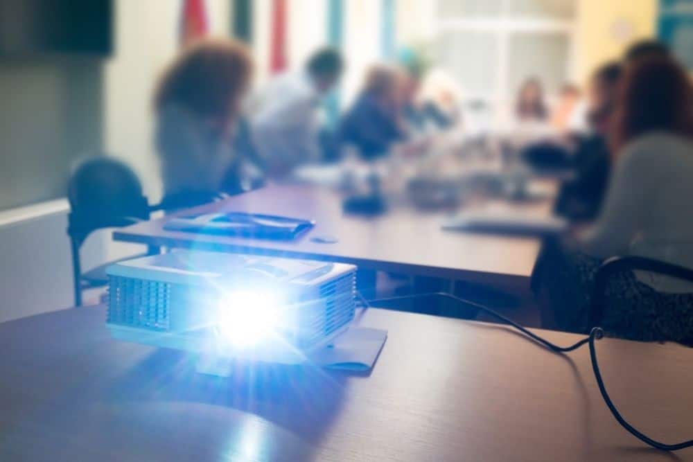 a mini projector for business presentation 1