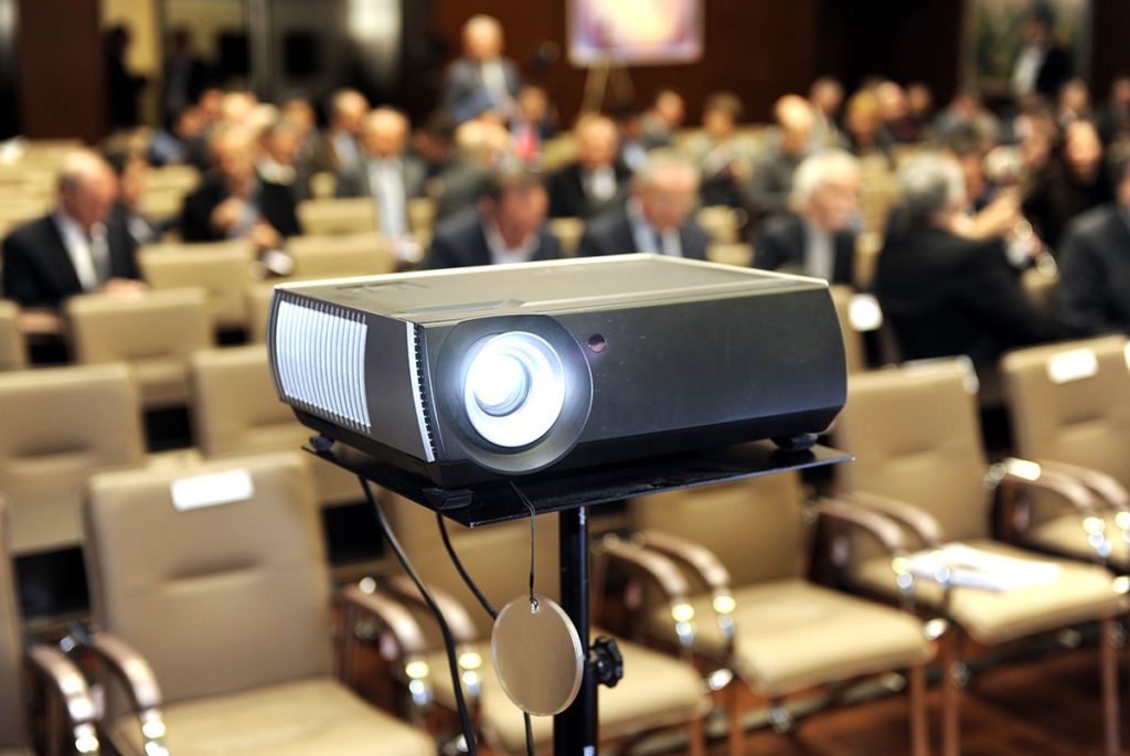 The Top Uses of Projector Rentals for Businesses in Kolkata