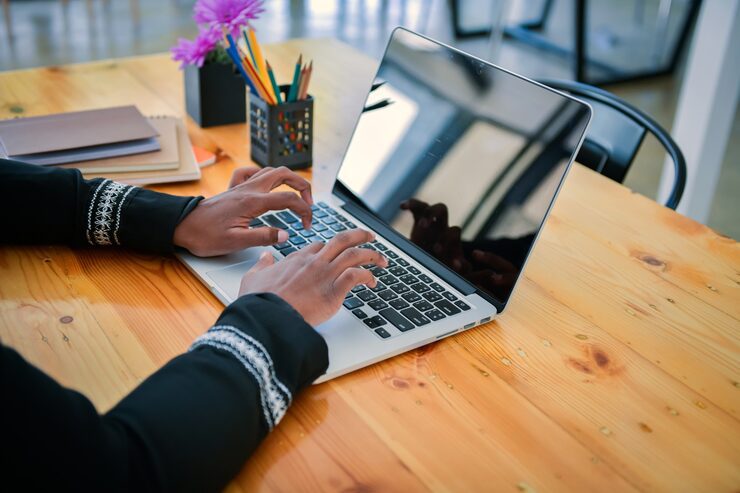 Laptop Rentals in Delhi