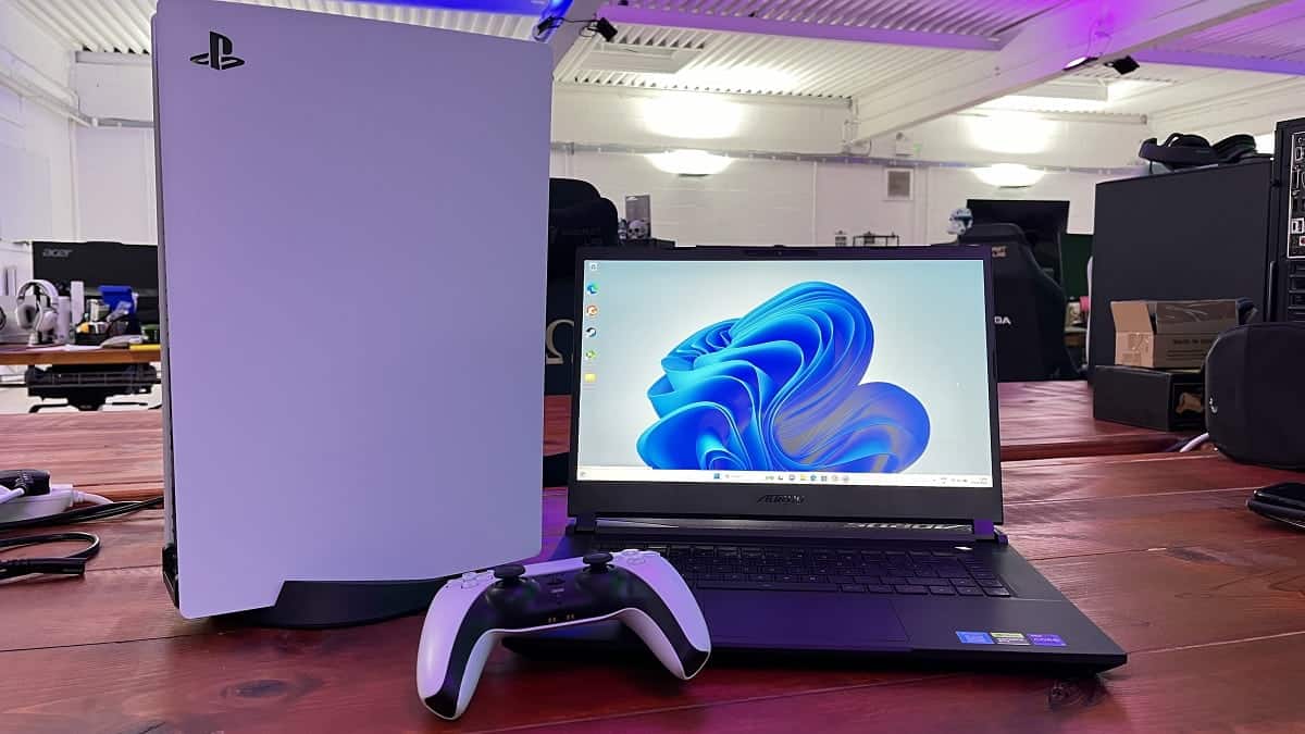gaming console or gaming laptop on rent (3)