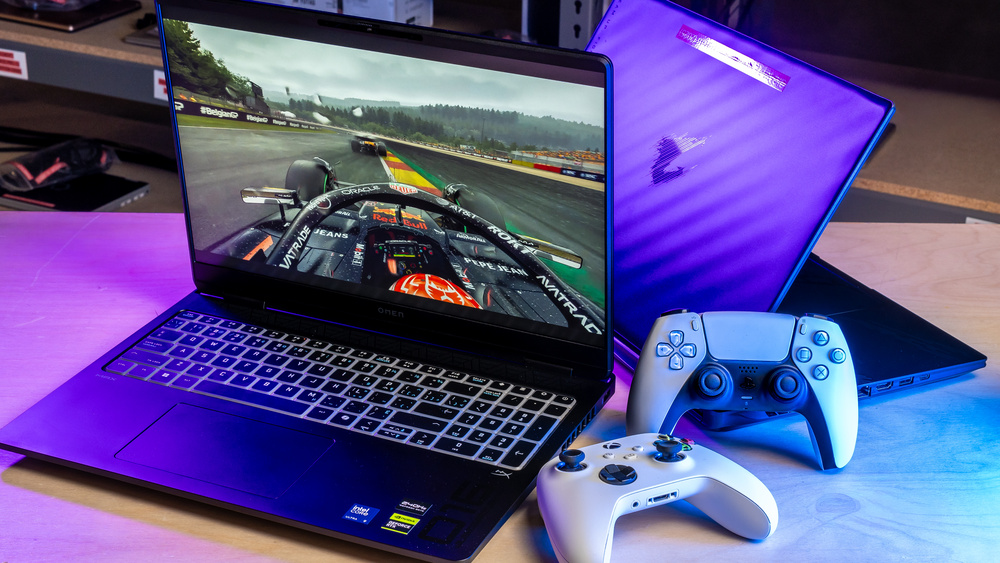 gaming console or gaming laptop on rent